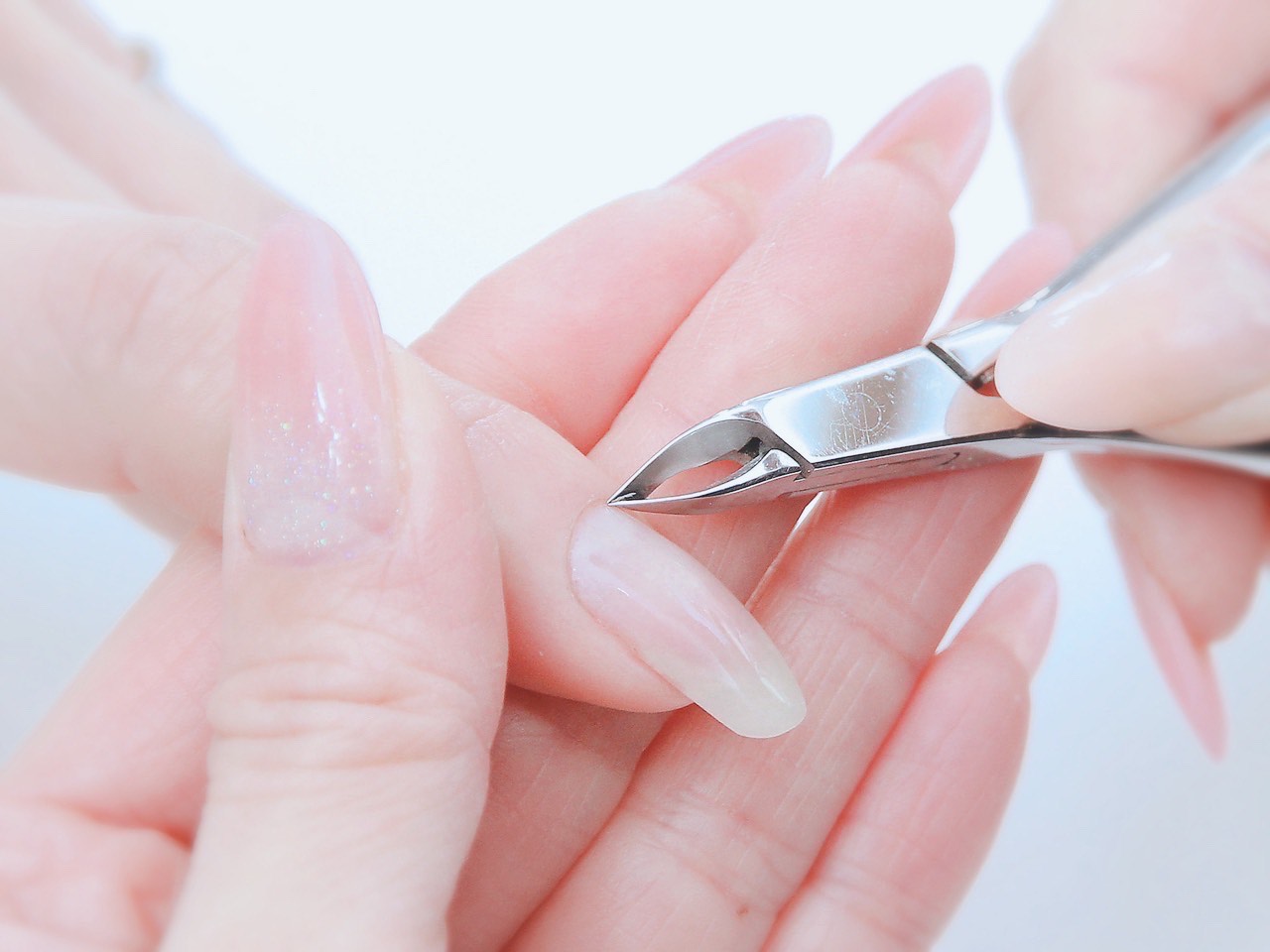 ネイルサロン「アプレシエ」の施術風景